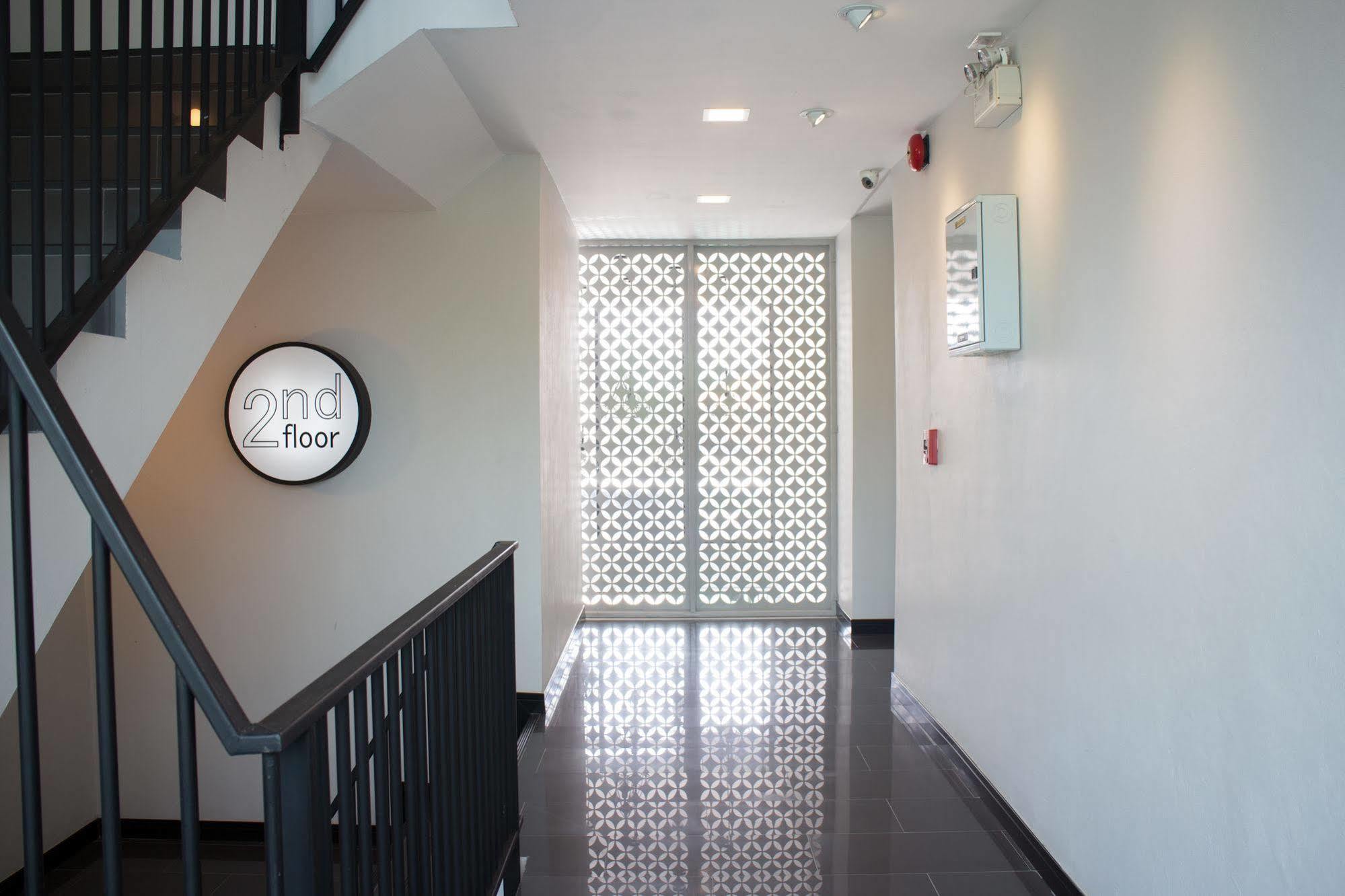 M2 Hotel Phayao Exteriör bild