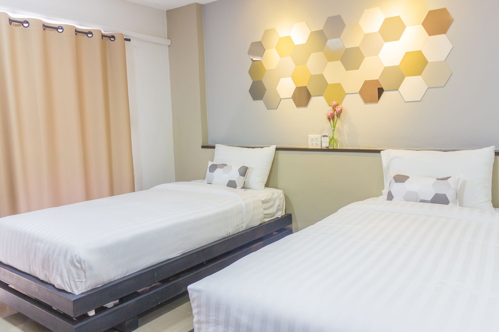 M2 Hotel Phayao Exteriör bild